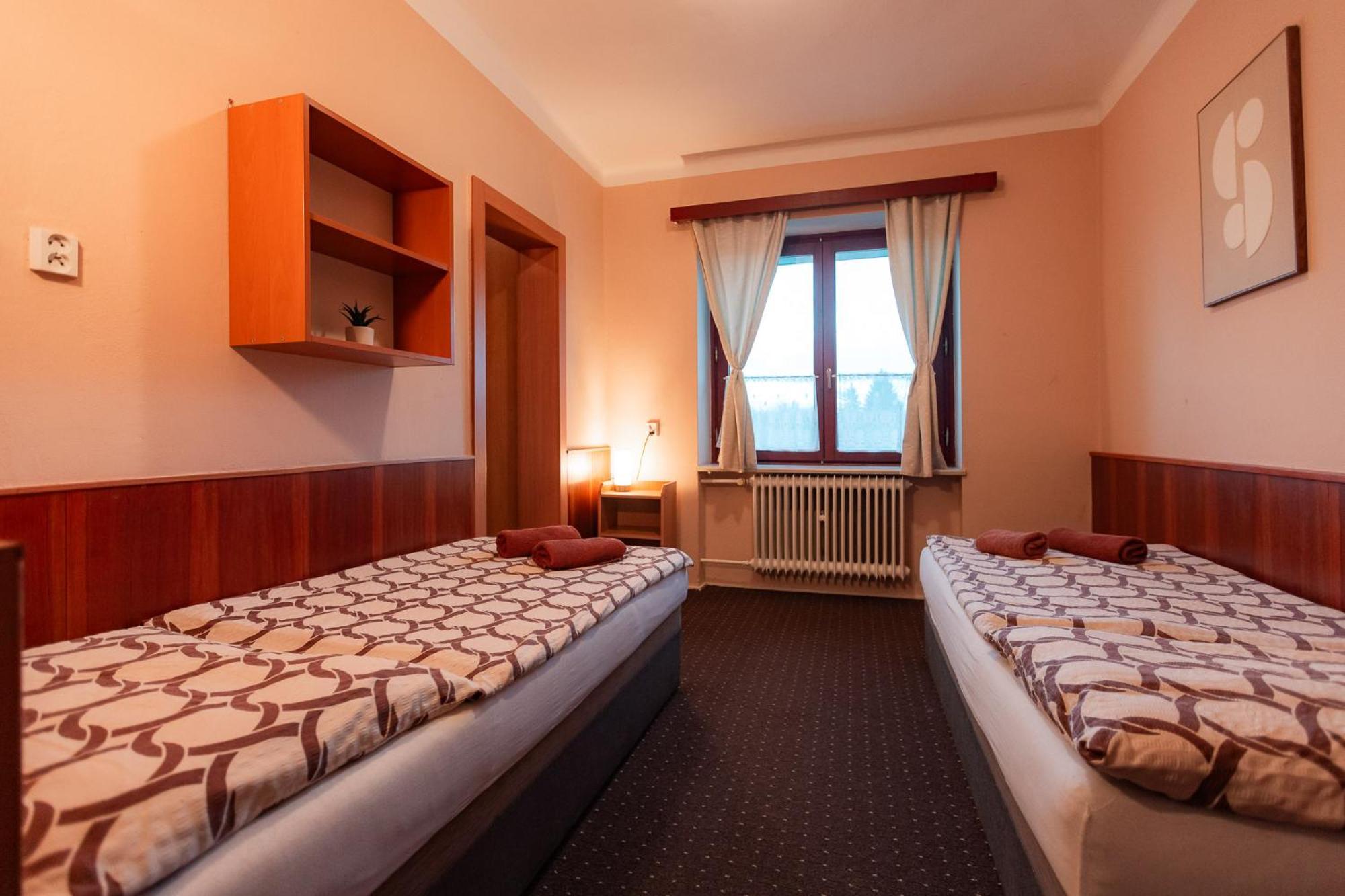 Hotel Rozkos Česká Skalice Zimmer foto